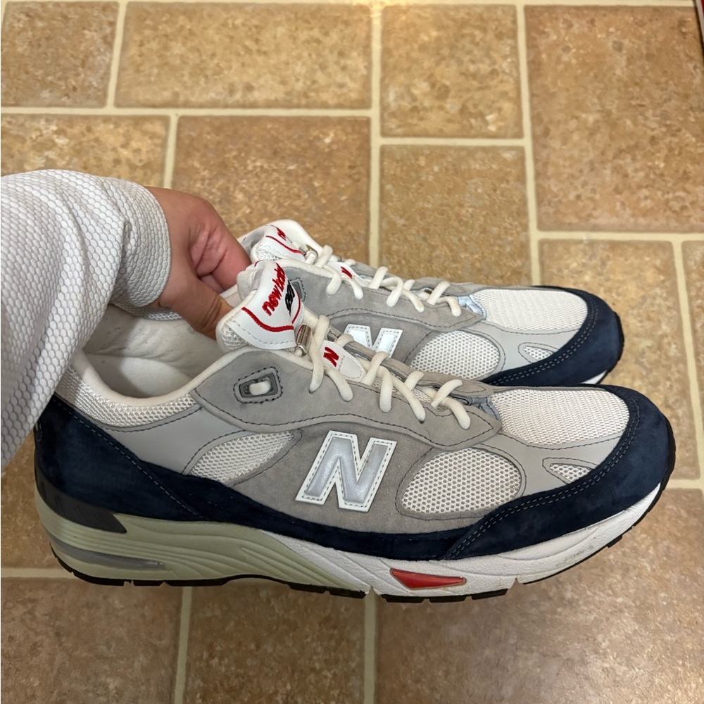 New Balance 991 Mens Sneaker Gray, Navy & Red Size 11 Made In England - Picture 2 of 8